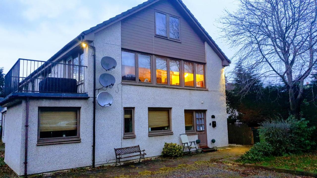 Loch Ness Balcony Apartment Drumnadrochit Exterior photo